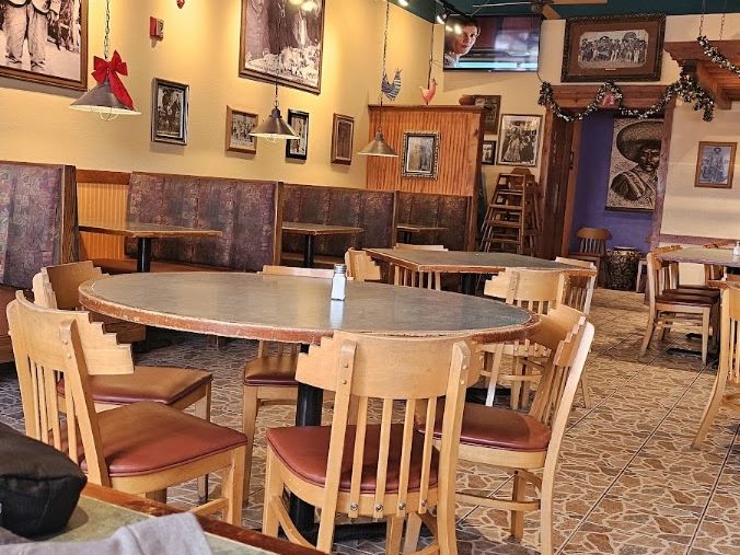 Los Pancho’s Restaurant interior
